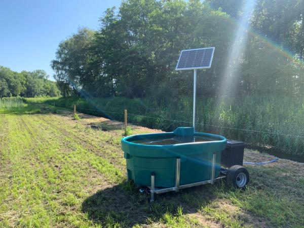 Suevia Animal Solar weide 1000 ltr opp./wagendissel 115 watt - Afbeelding 3